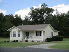 611 Windcrest Dr #NA - Photo 1 of 1