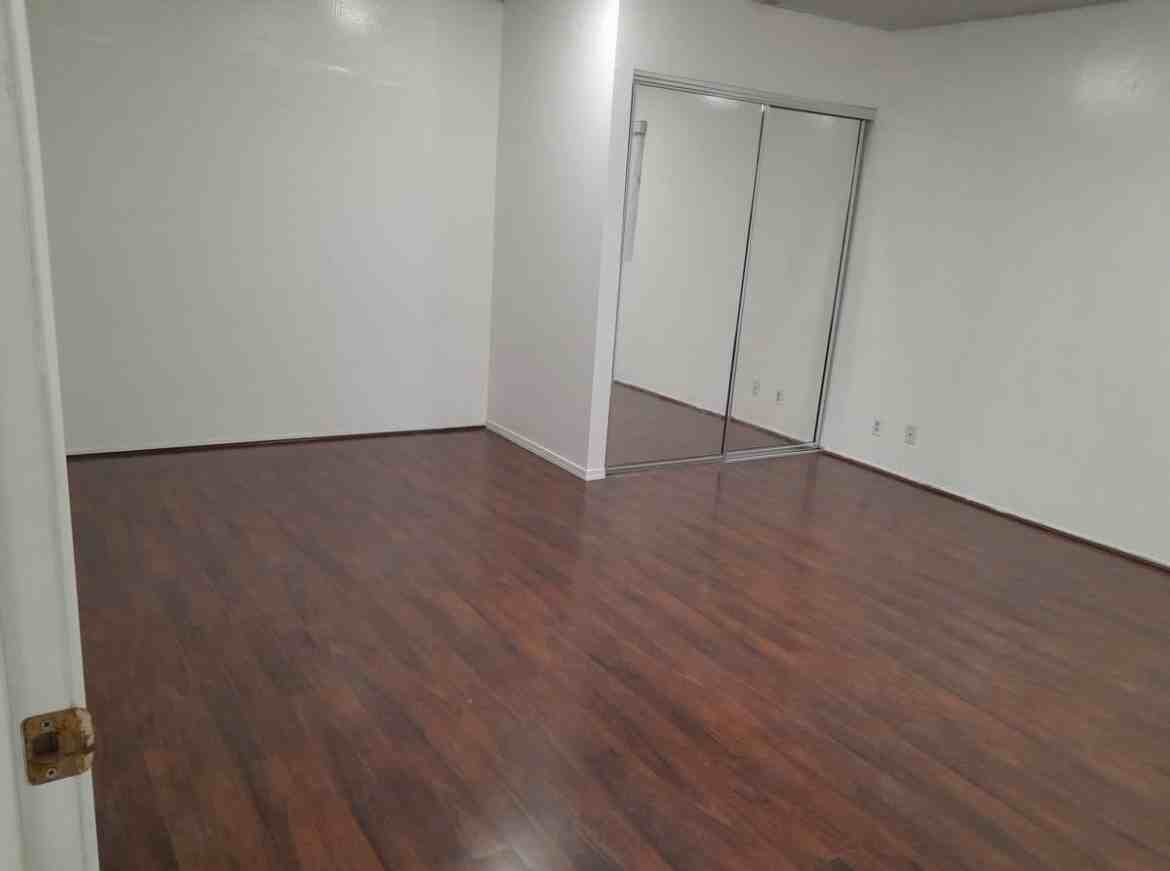 10606 Morning Glory Ave #NA - Photo 3 of 15