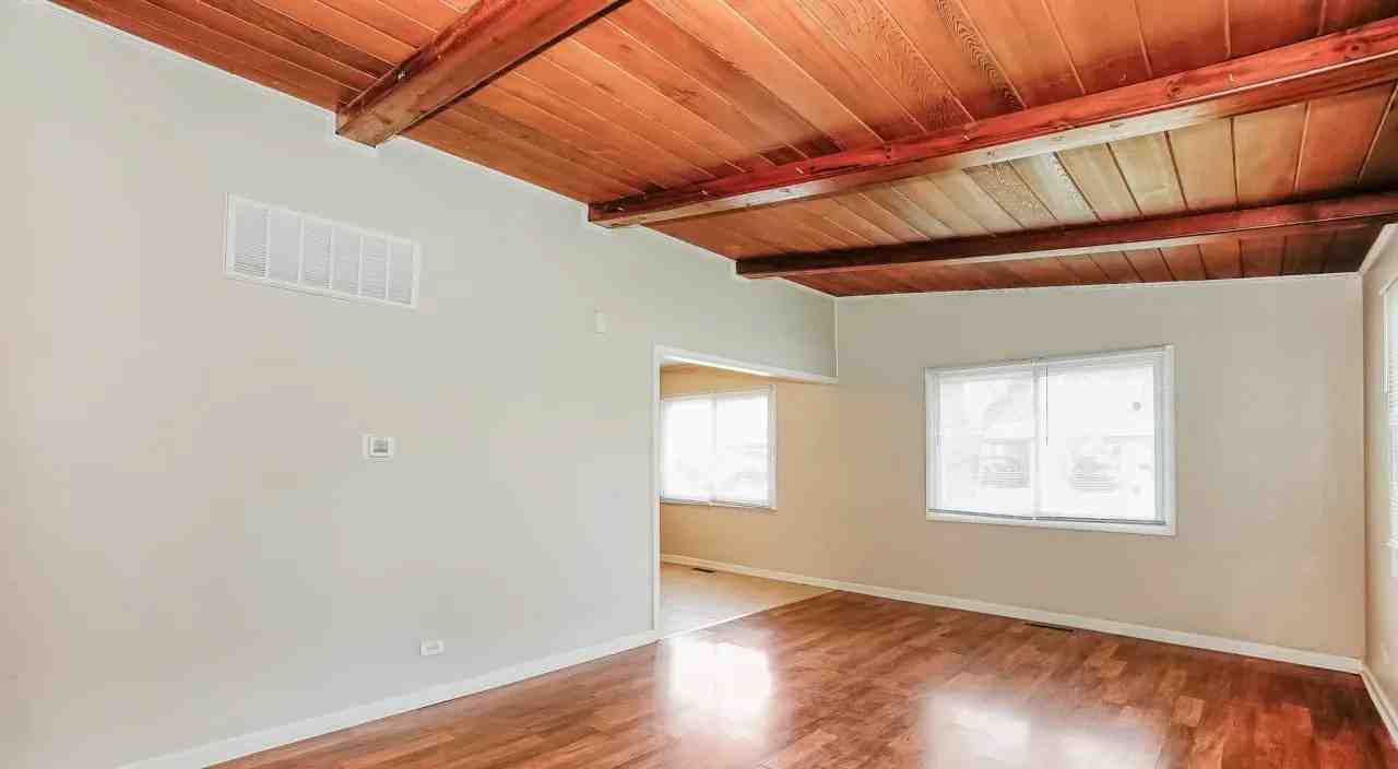 408 W Avery St #NA - Photo 3 of 10