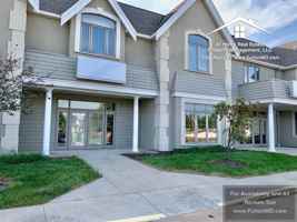 featured image of 2606 N Bluff St