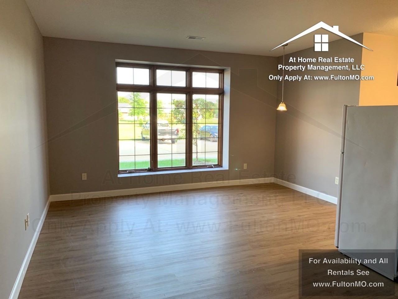 2606 N Bluff St - Photo 3 of 12