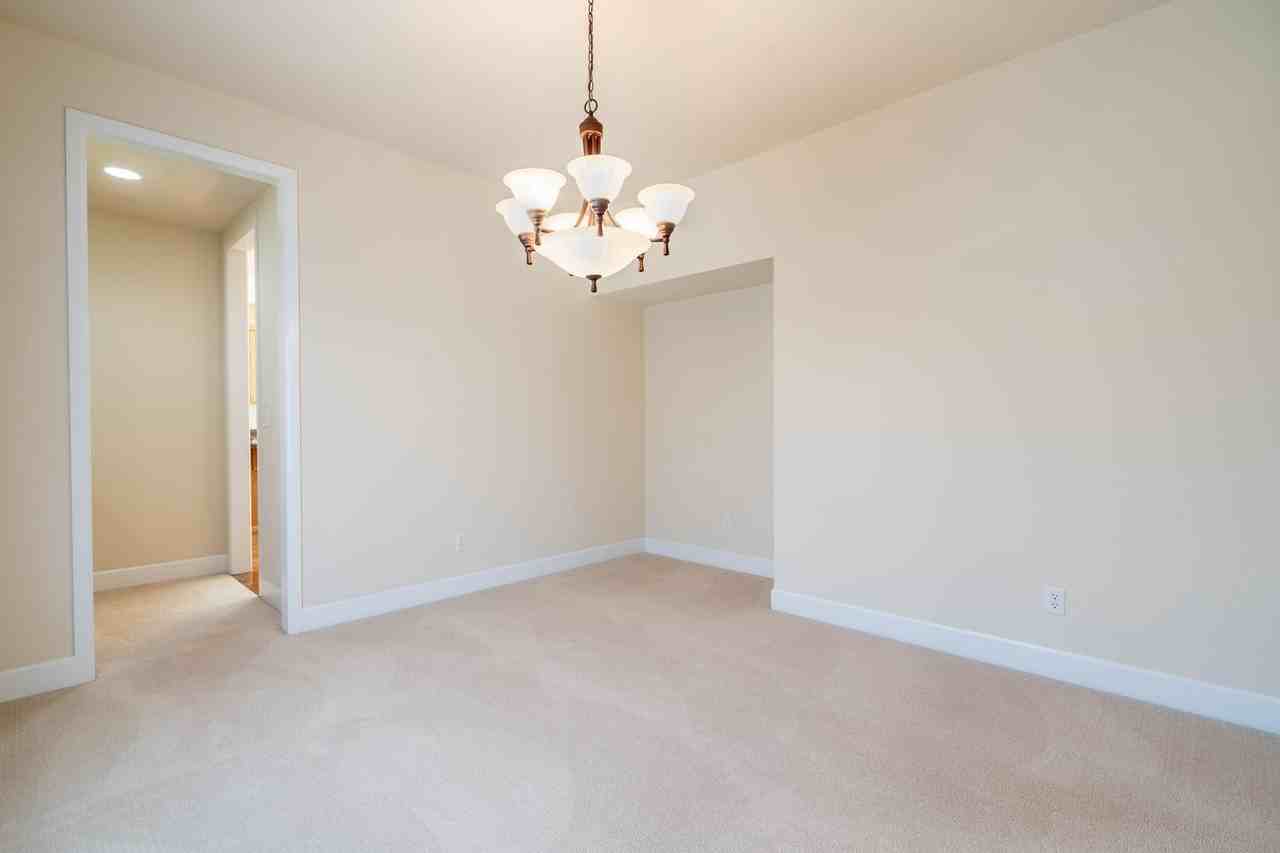 23829 Se 2nd Pl - Photo 5 of 30