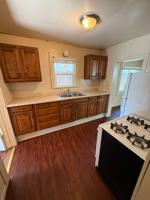 featured image of 121 1/2 Mortimer St