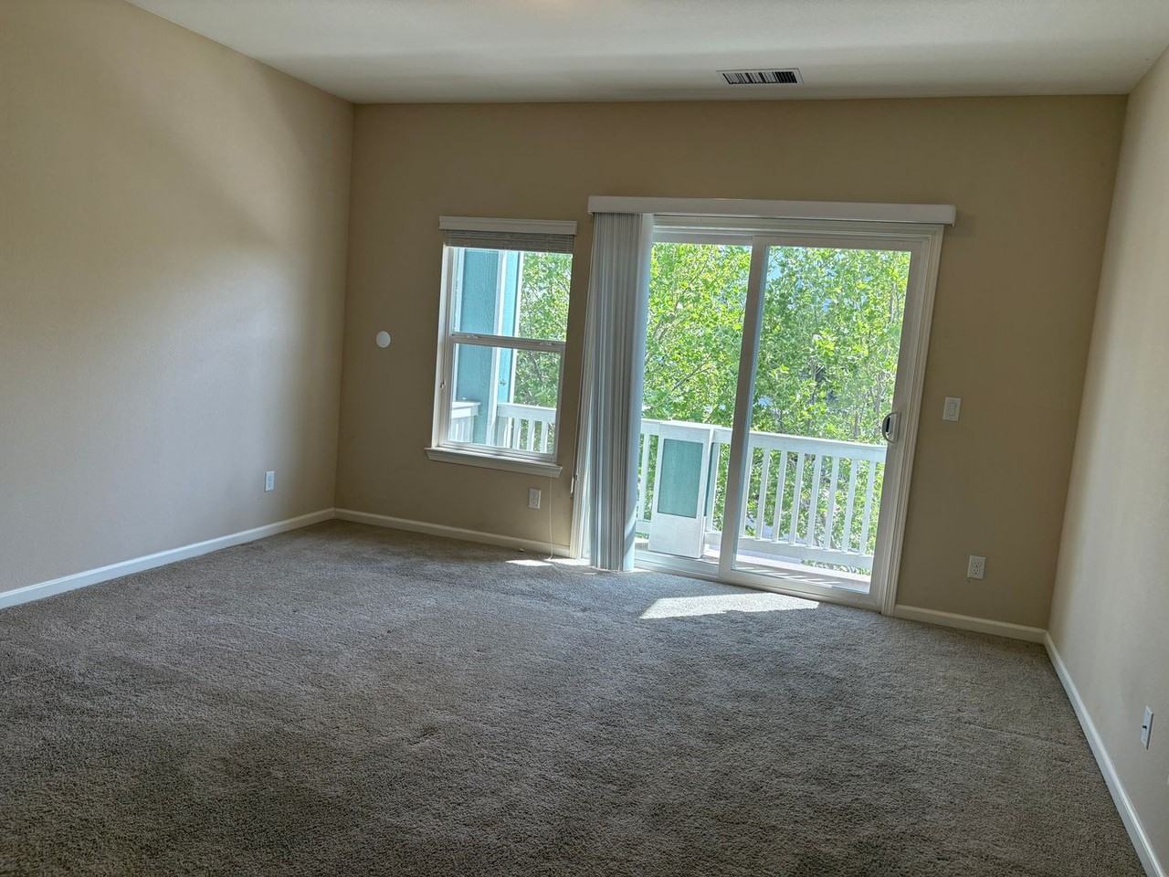 2051 Virginia Lake Way - Photo 7 of 16