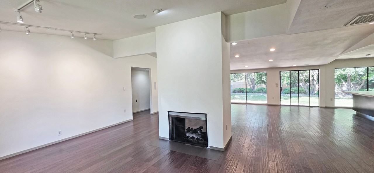 4200 Burrell Way - Photo 2 of 46