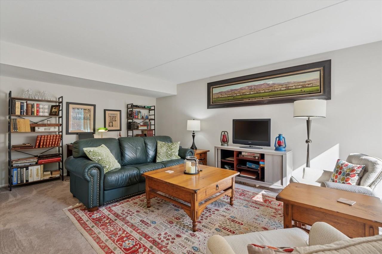 9 Old Forge Xing - Photo 2 of 21