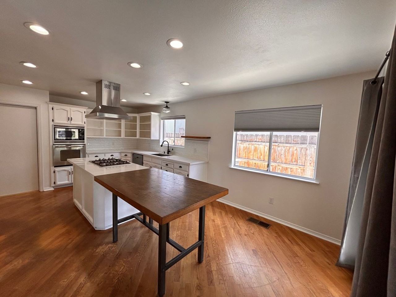 4033 W Douglas Ave - Photo 7 of 31
