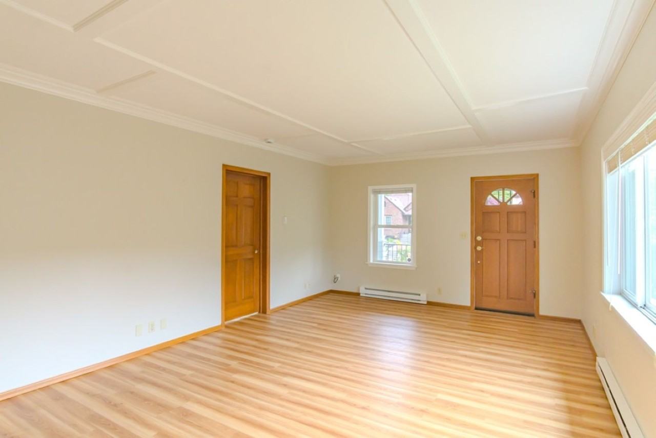 9017 5th Ave Ne - Photo 7 of 27