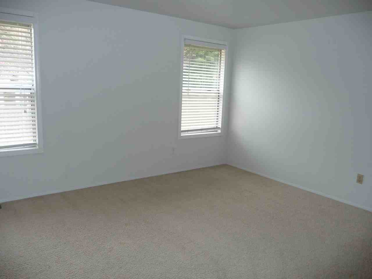 24932 168th Pl Se - Photo 5 of 10