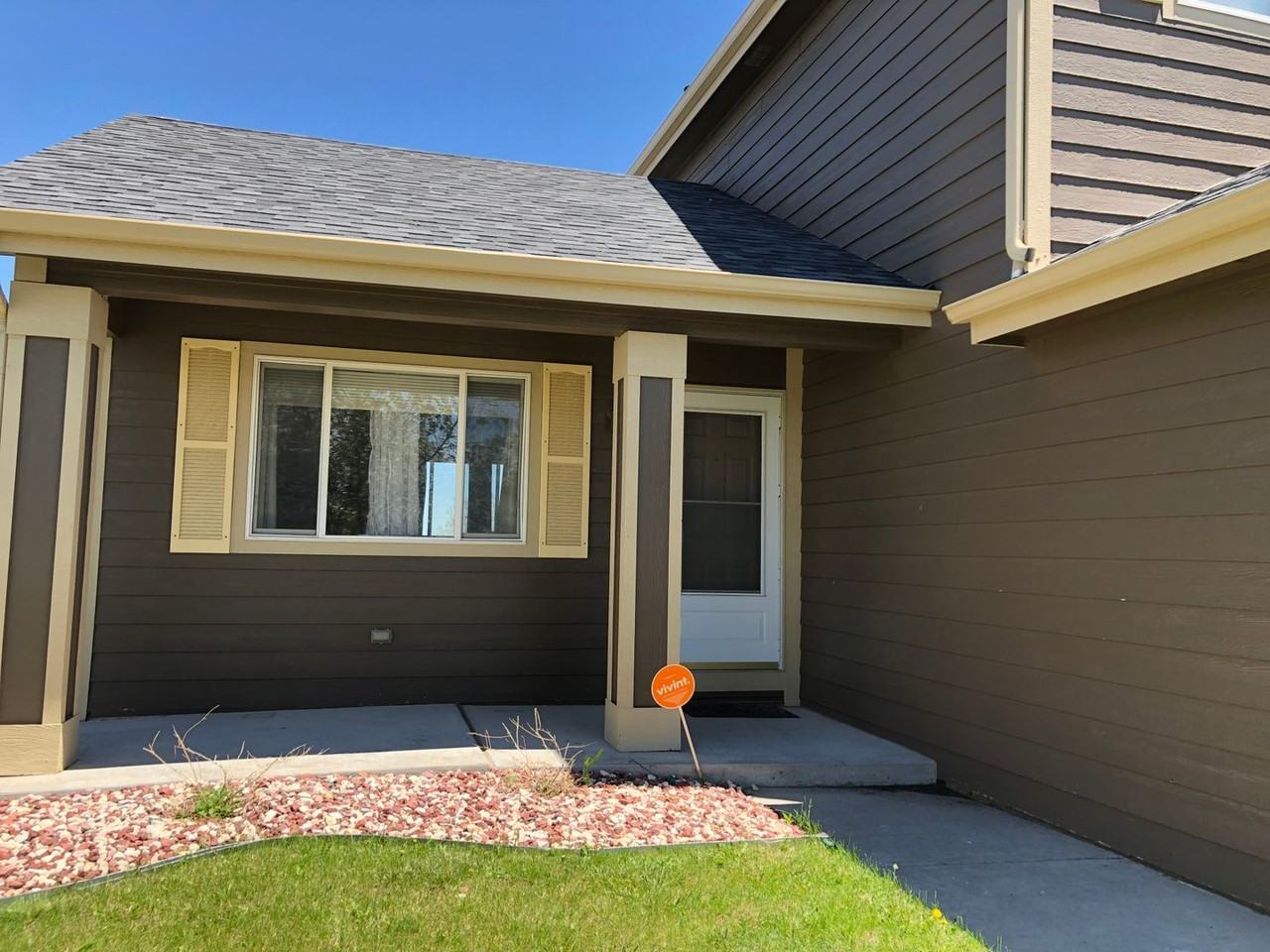 659 Snake River Ave - Photo 2 of 6