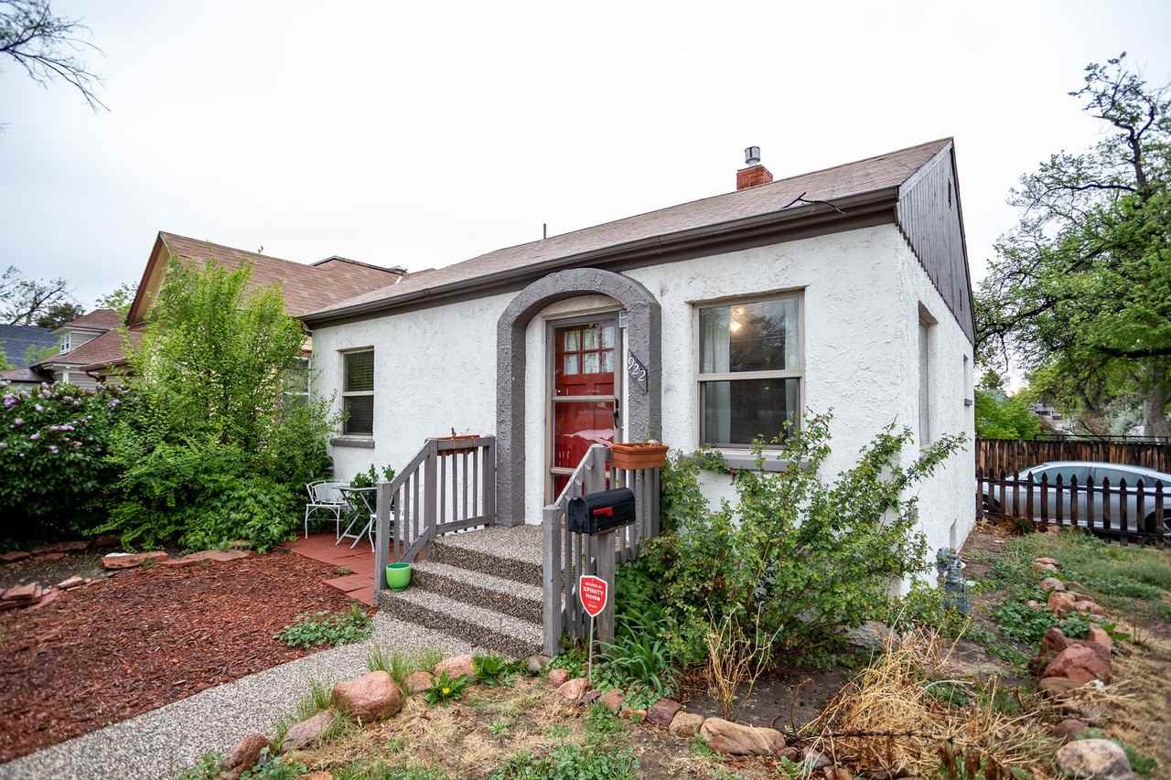 922 E High St - Photo 3 of 26