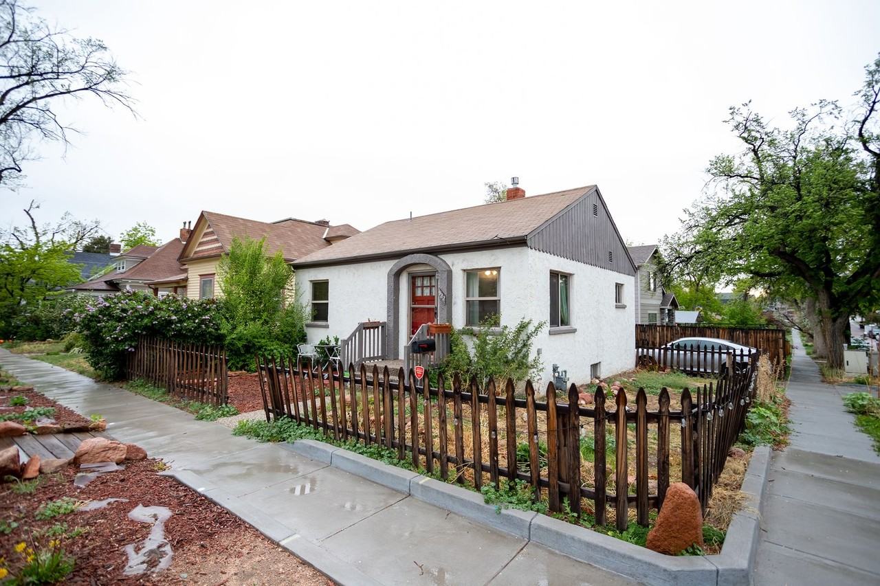 922 E High St - Photo 4 of 26