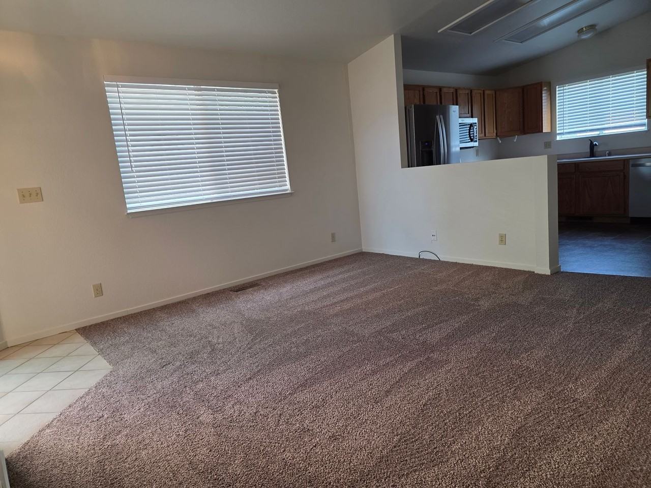 1755 Jamie Way - Photo 2 of 11