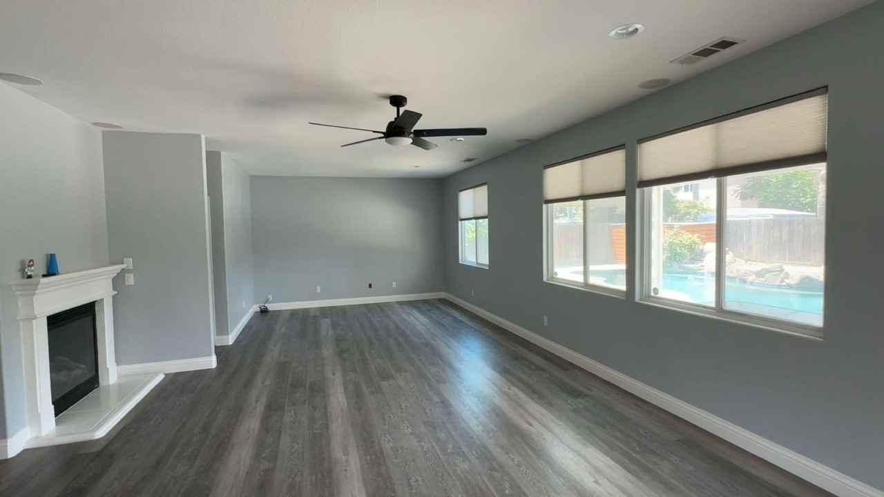 5812 W Perez Ave - Photo 4 of 29