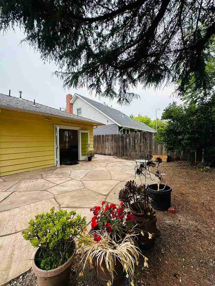 3762 Spring Creek Dr - Photo 6 of 7