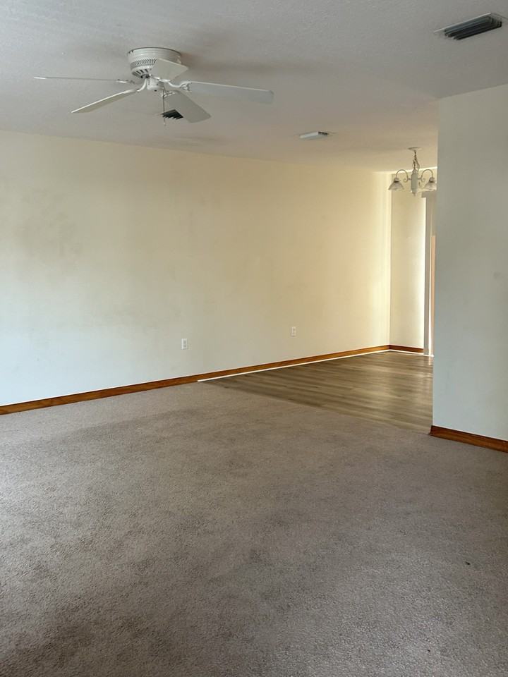 836 Stonegate Ct #836 - Photo 4 of 23