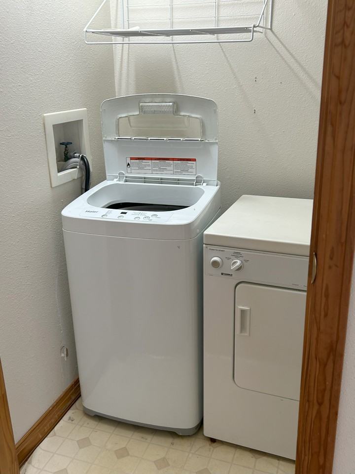 836 Stonegate Ct #836 - Photo 5 of 23