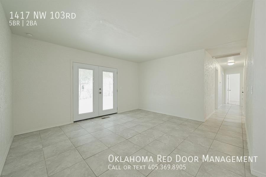 1417 Nw 103rd St - Photo 2 of 30