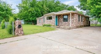 4121 Se 43rd St - Photo 1 of 1