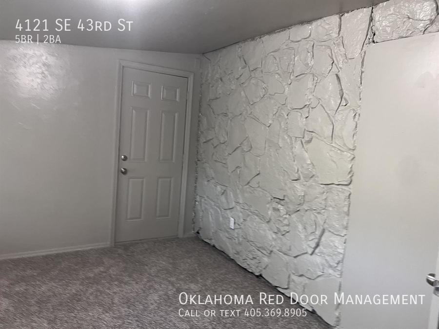 4121 Se 43rd St - Photo 7 of 28