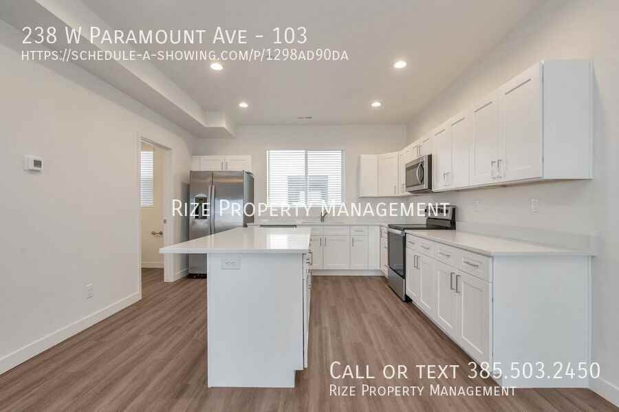 238 W Paramount Ave #103