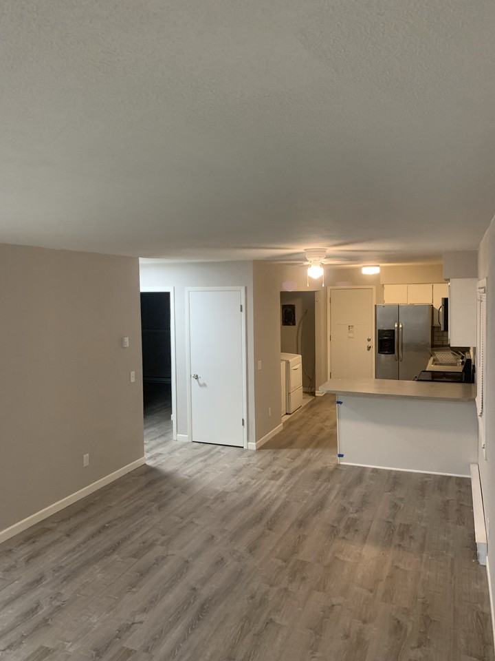 317 E Verleen Ave #317 - Photo 3 of 6