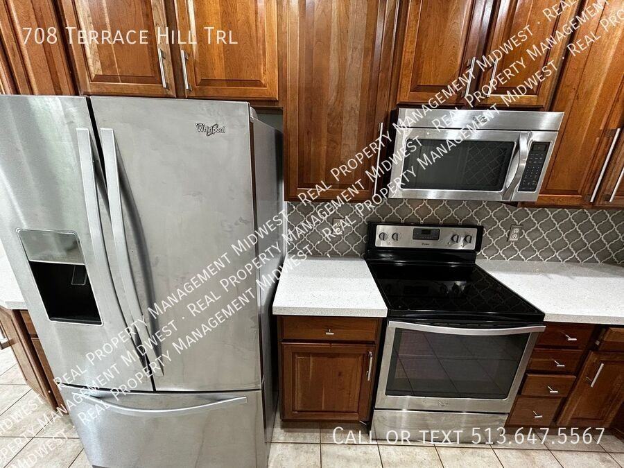 708 Terrace Hill Trl - Photo 2 of 34