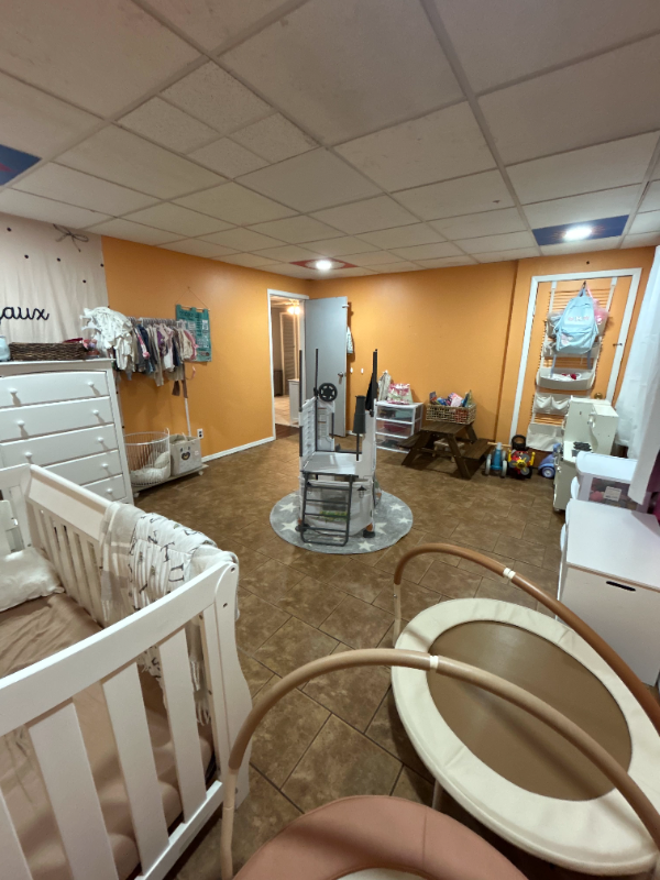 33 Laurel Rd #BS - Photo 3 of 18