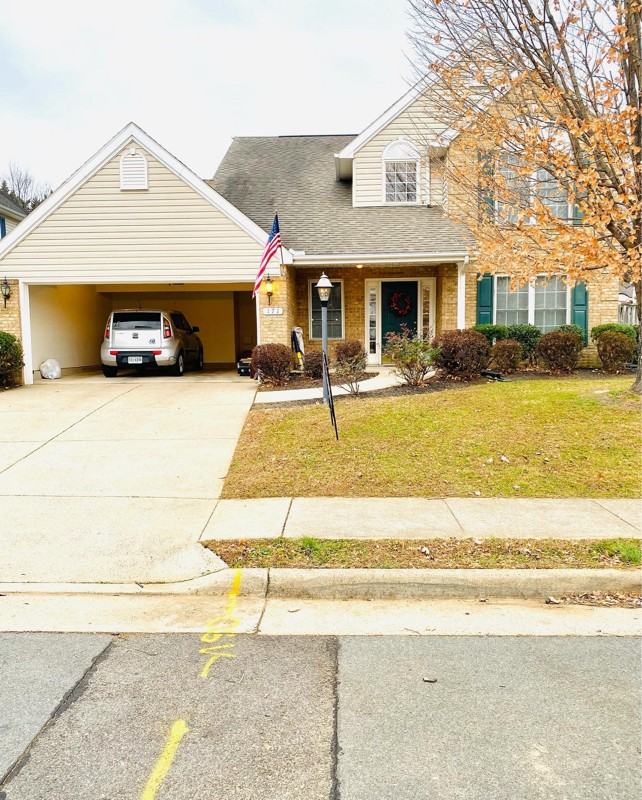 171 Duke St - Photo 2 of 20