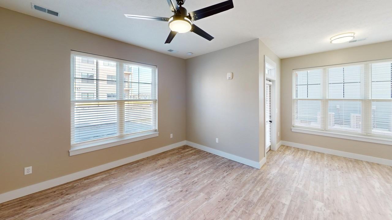 3235 Nyla Street - Photo 3 of 34