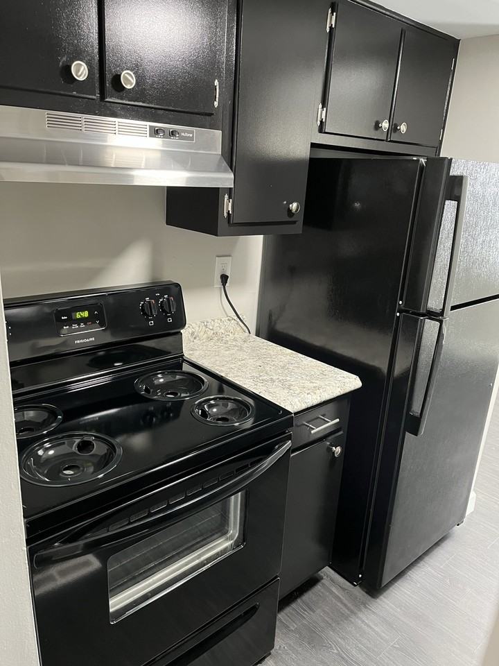 Washington Square Apartments - Photo 2 of 45