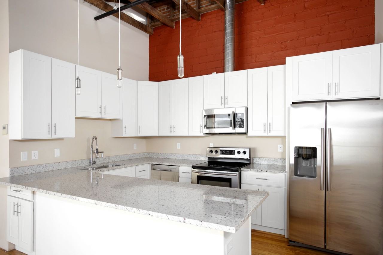 705 South Grant Street - Photo 4 of 13