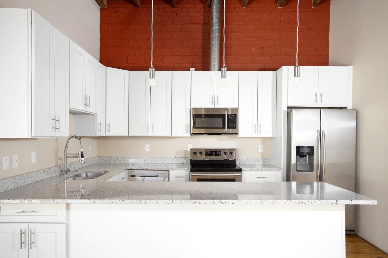 705 South Grant Street - Photo 5 of 13