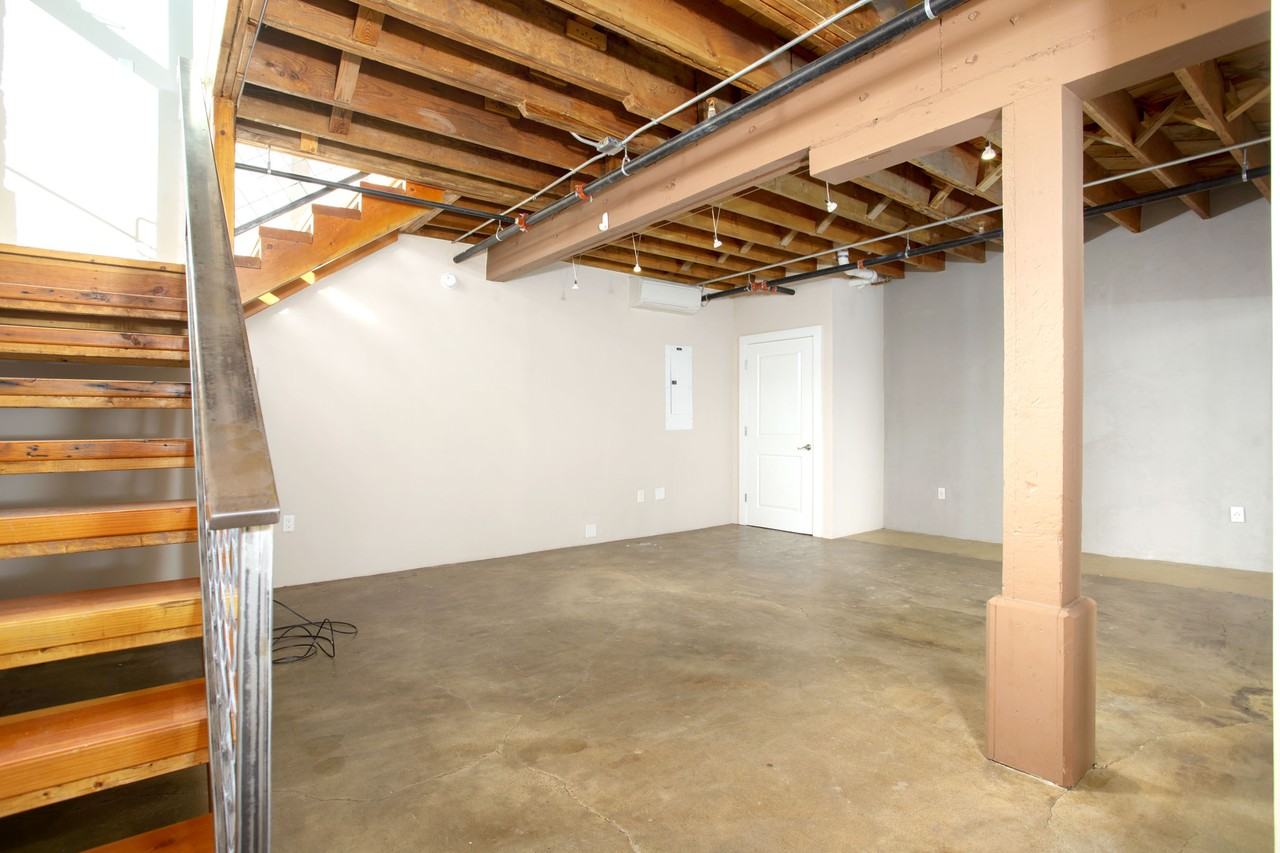 705 South Grant Street - Photo 7 of 13