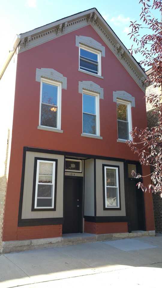 1014 N Winchester Ave - Photo 3 of 7