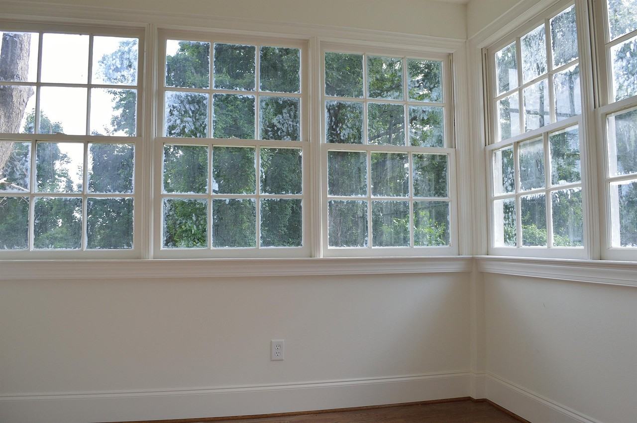 214 Stribling Avenue - Photo 5 of 10