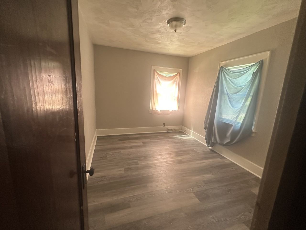 448 Fairgreen Avenue-1 - Photo 3 of 20