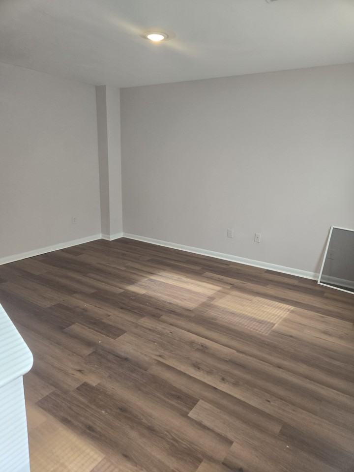 881 North 41st Street - Photo 5 of 16