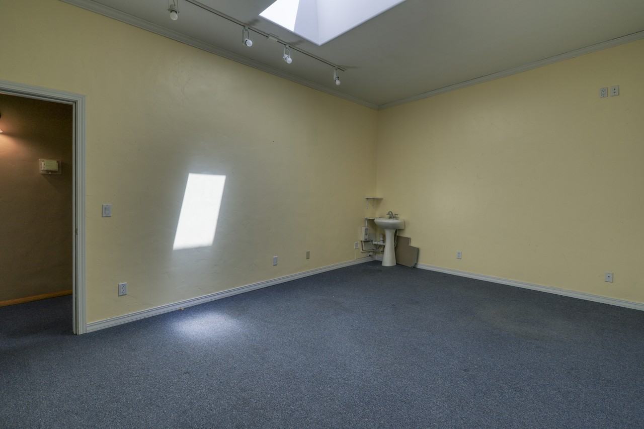 450 Lewis Street - Photo 3 of 50