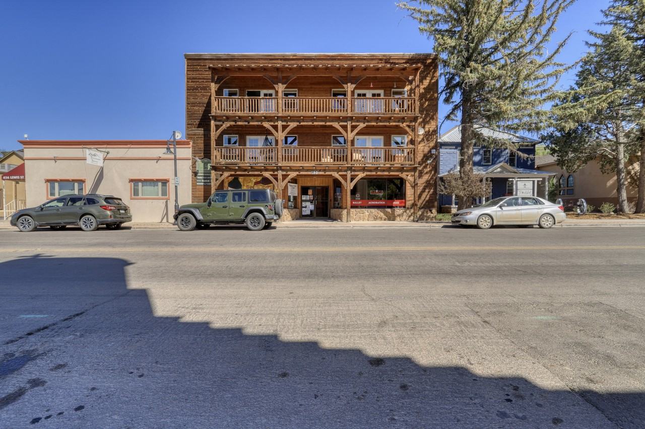 450 Lewis Street - Photo 7 of 50