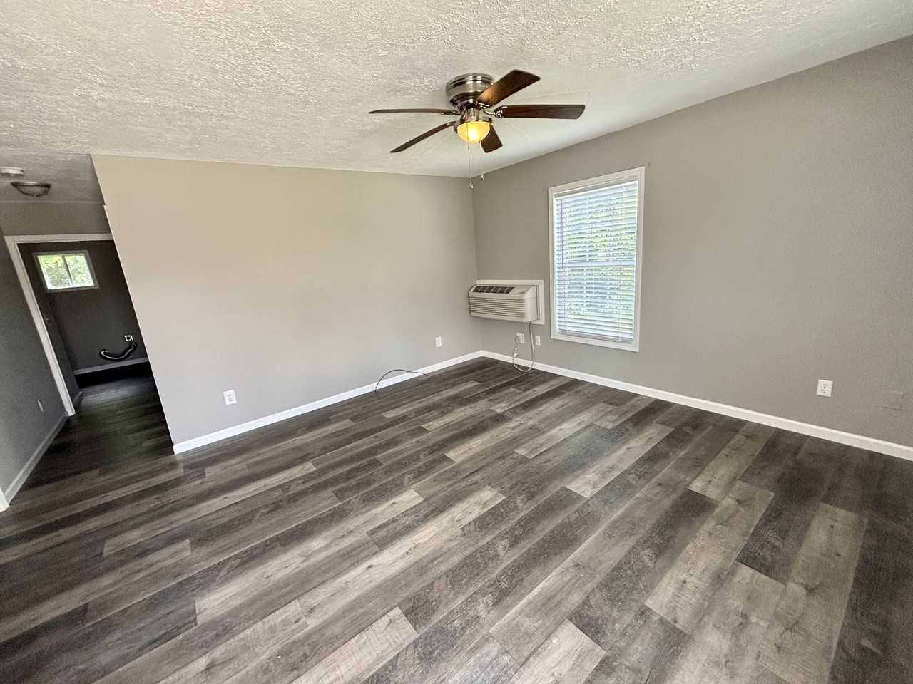 108 Scott Drive - Photo 3 of 16