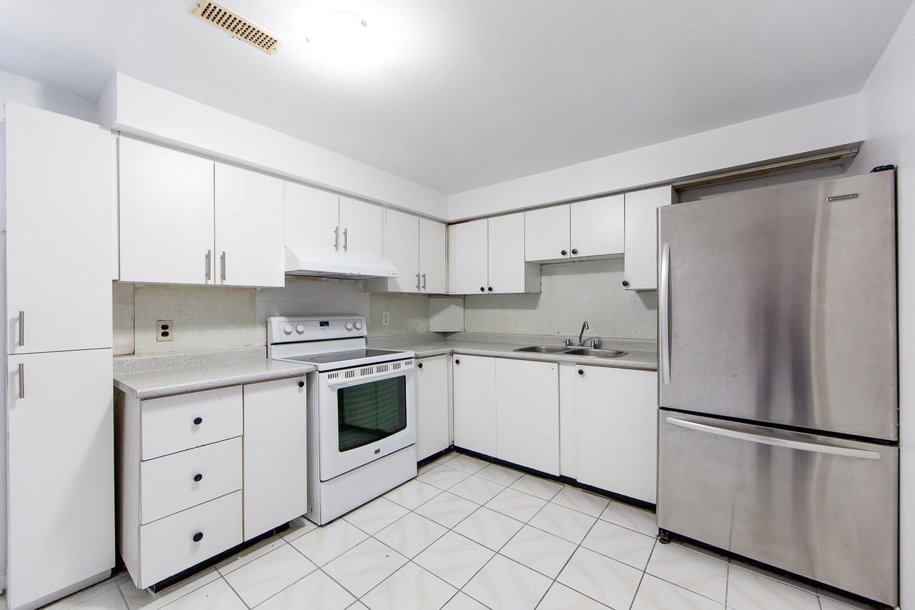 4129 Brandon Gate Drive - Photo 4 of 9