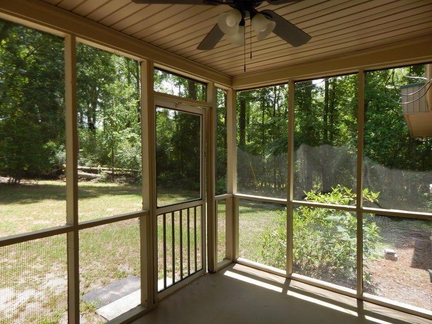 1428 Gray Mare Hollow Rd - Photo 2 of 10