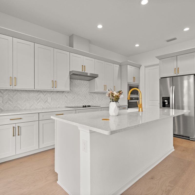 3113 Expedition Dr - Photo 6 of 47