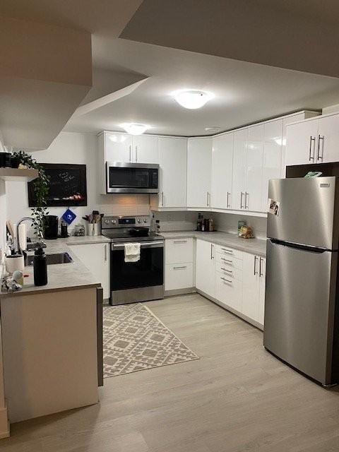 877 Aviation Rd - Photo 2 of 11