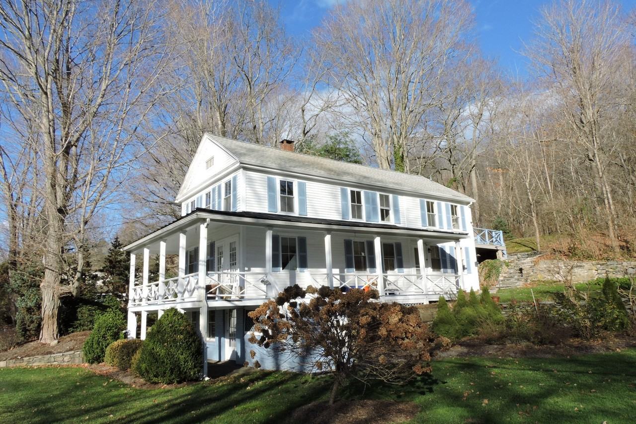 44 Main St - Photo 2 of 22