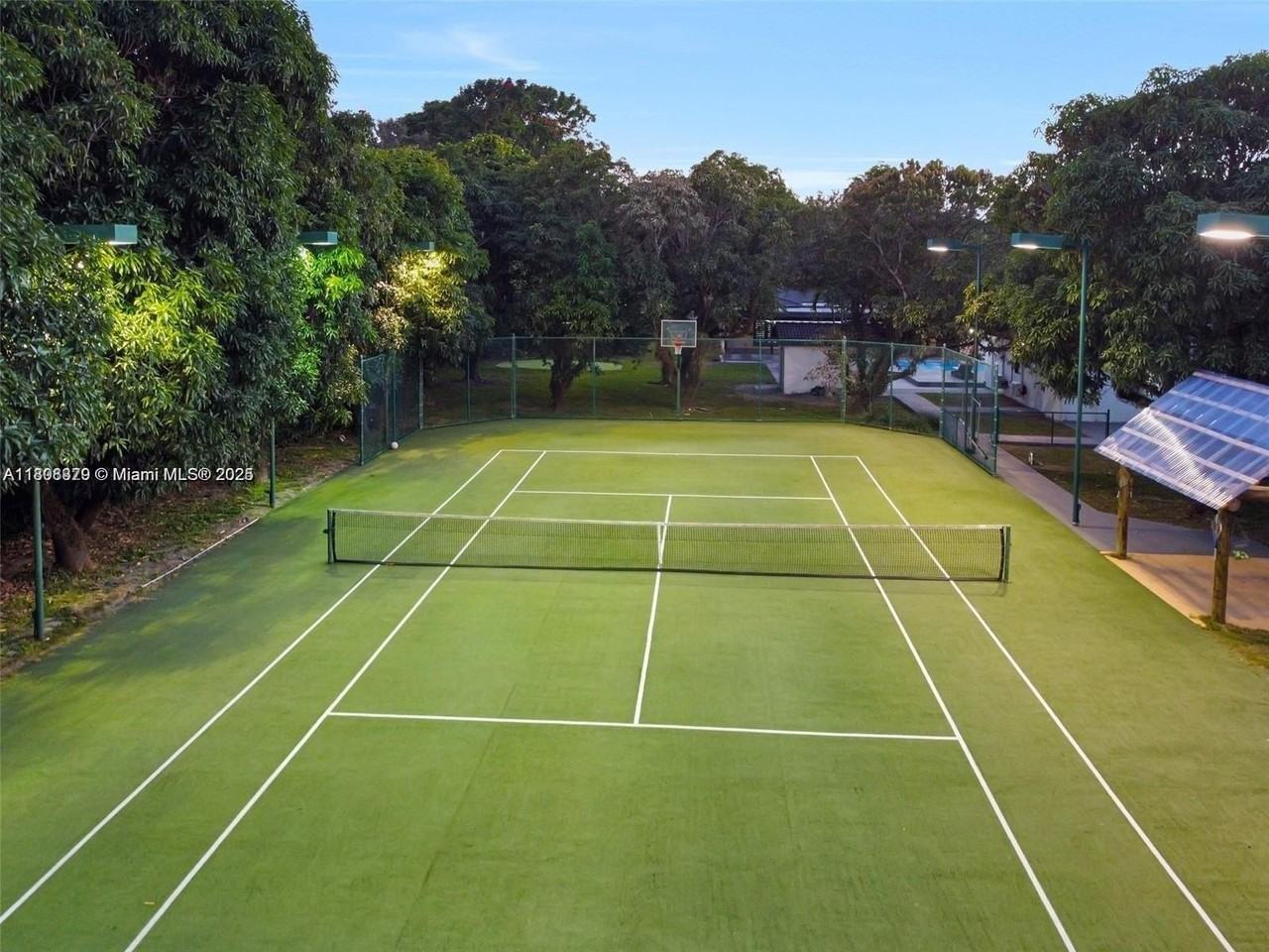 7335 Sw 104th St - Photo 2 of 36