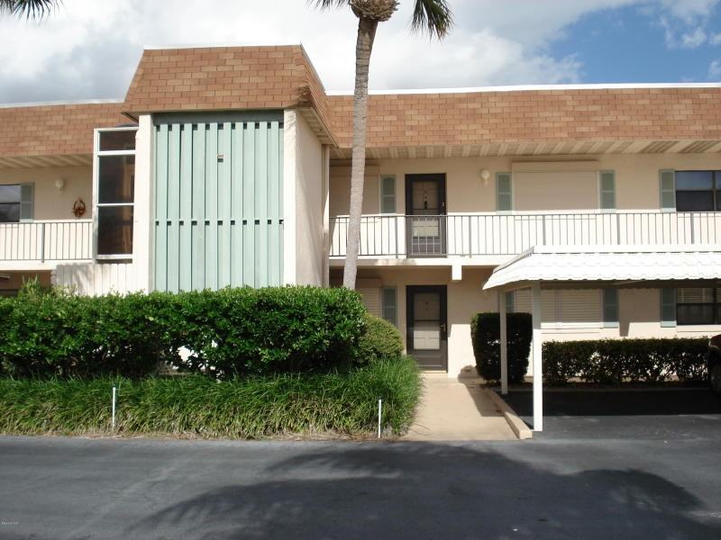 1525 Minutemen Causeway - Photo 2 of 14