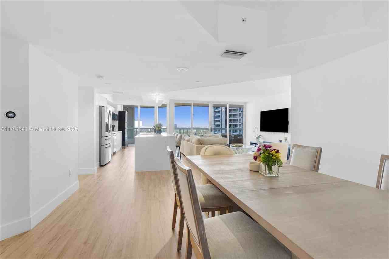 21055 Ne 37th Ave #2203 - Photo 4 of 8