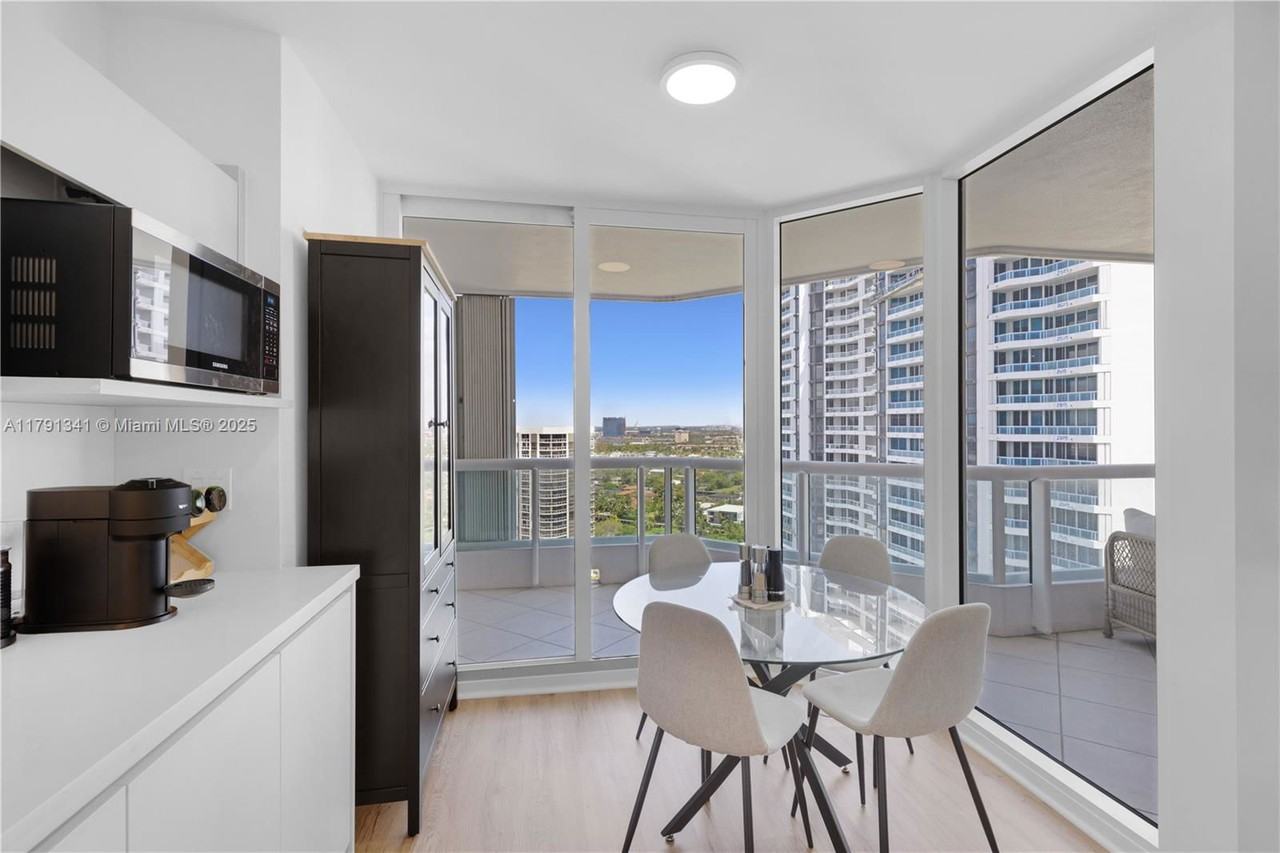 21055 Ne 37th Ave #2203 - Photo 7 of 8